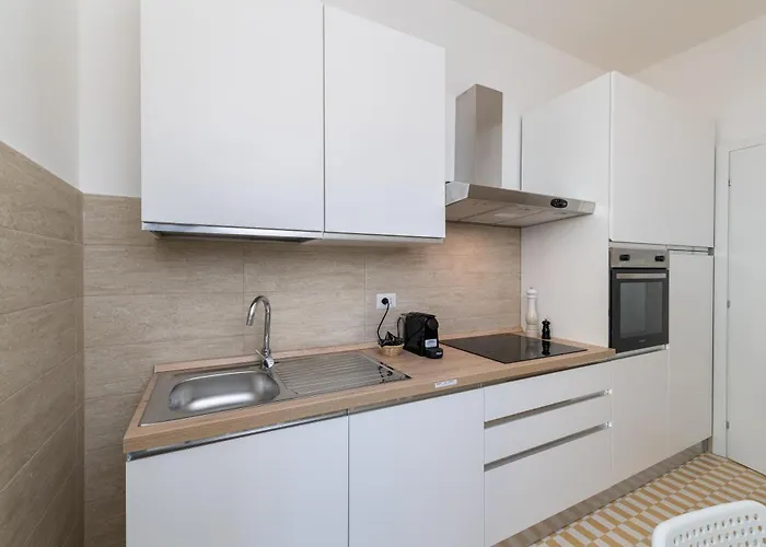 Luxury And Sweet Home-metro Malatesta