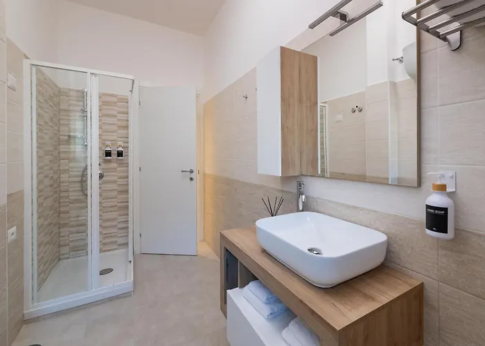 Luxury And Sweet Home-metro Malatesta Tatil Evi *